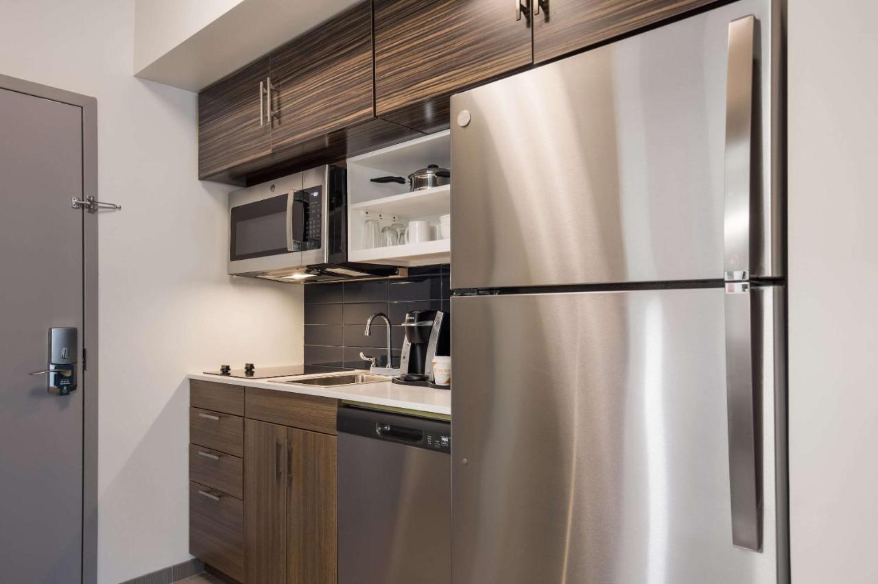 Mainstay Suites Gaylord Luaran gambar