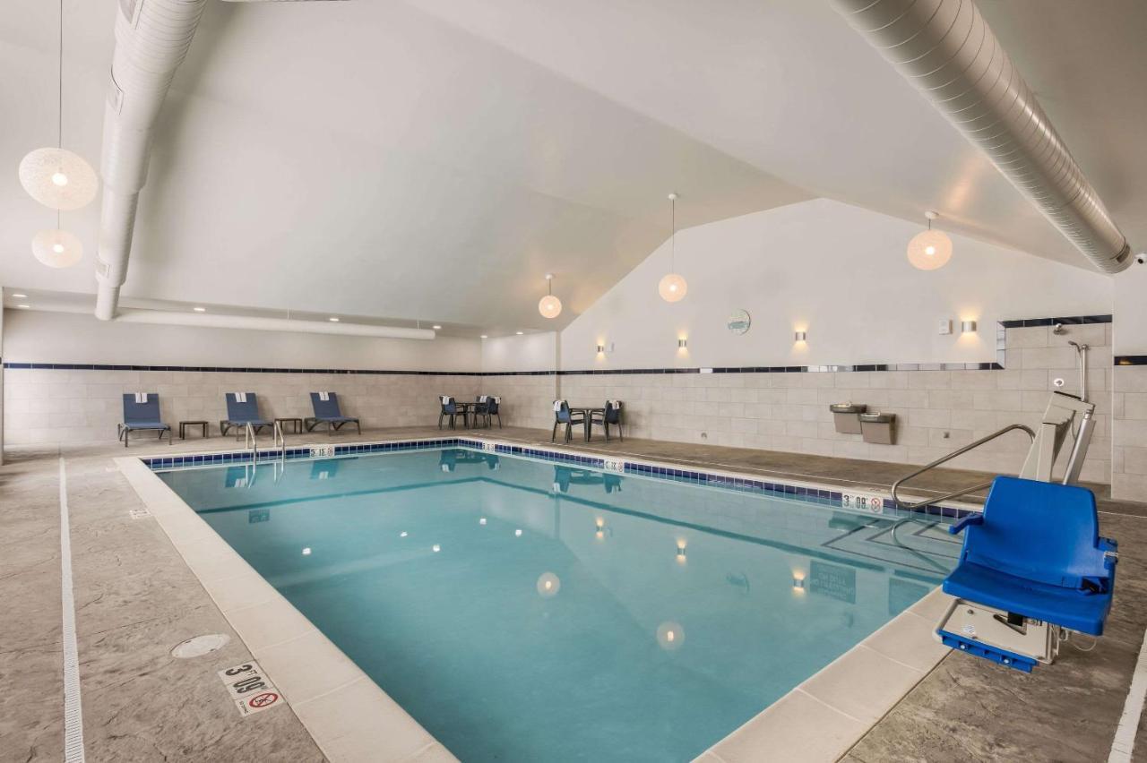 Mainstay Suites Gaylord Luaran gambar