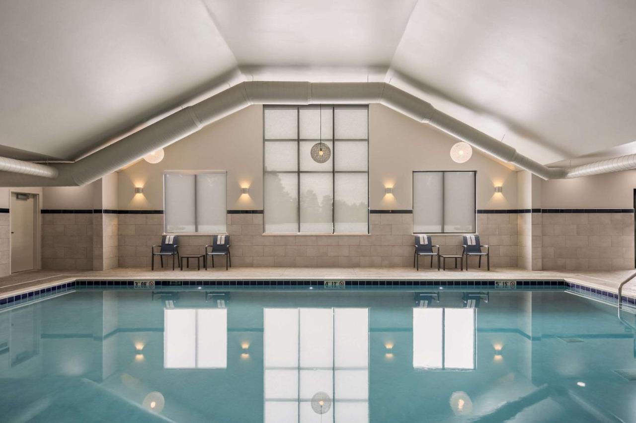 Mainstay Suites Gaylord Luaran gambar